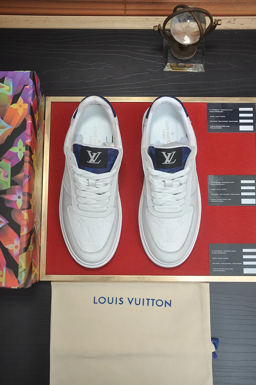 Men's shoes 💰540💶[LOUIS VUITTON] Original order price (water-dyed cowhide lining) new model 🍀LV Louis Vuitton * - top version of LV classic trendy shoes! Made of imported original cowhide, water-dyed cowhide lining, and original wear-resistant rubber outsole! High quality products! Code number 38-45 (45 is custom-made and cannot be returned or exchanged)